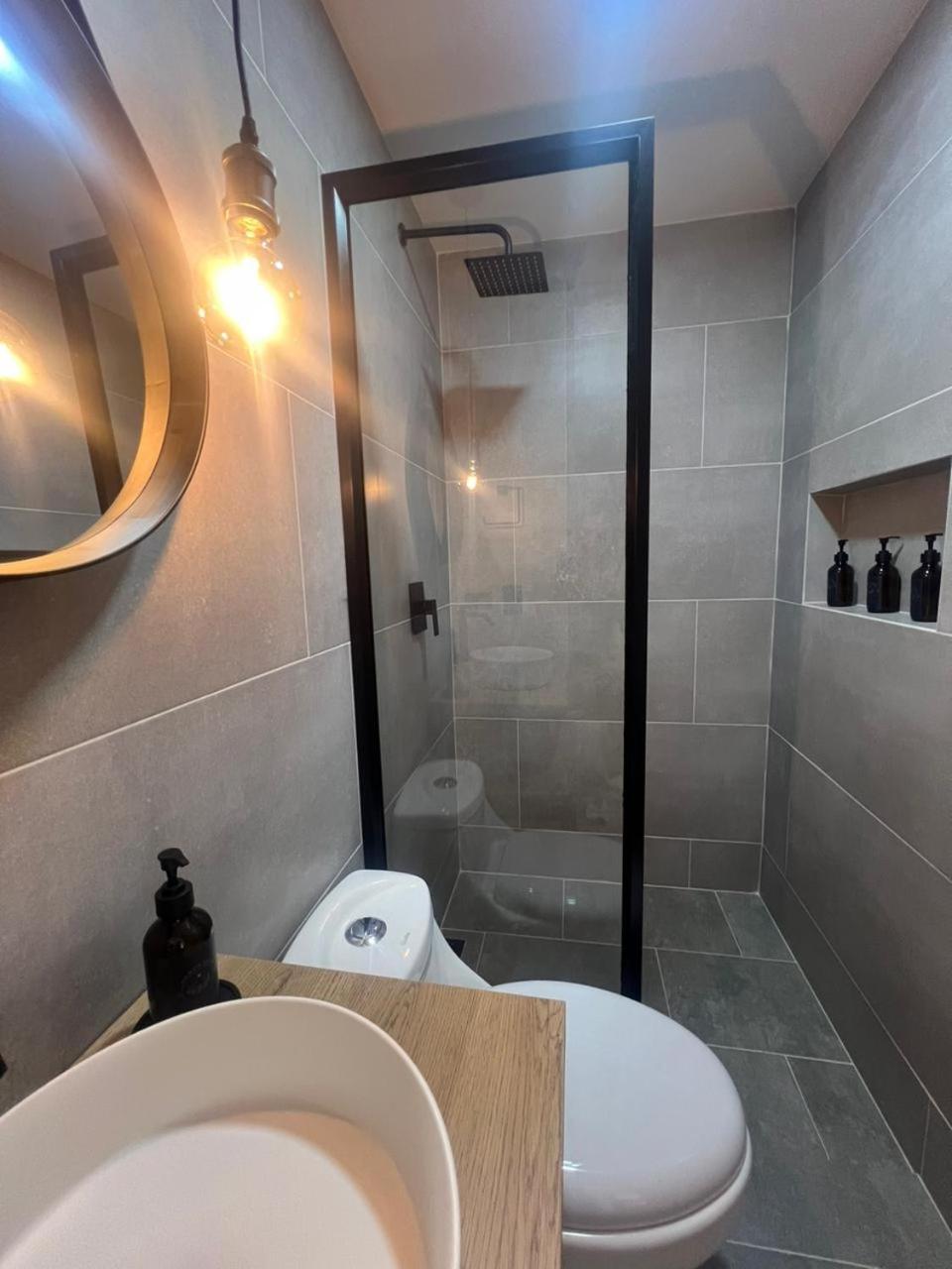 Casa Berlin, Access Apartment