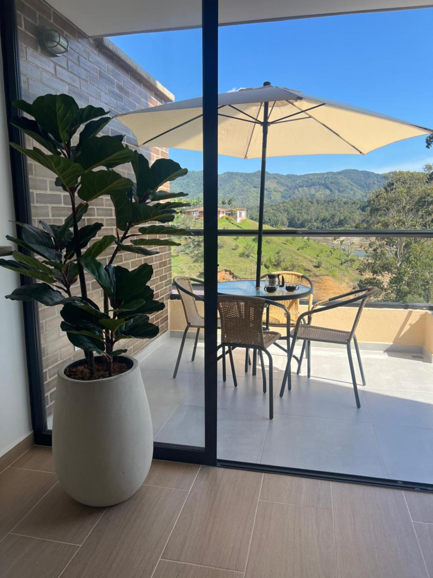 Apartment Casa Berlin, Access Guatape
